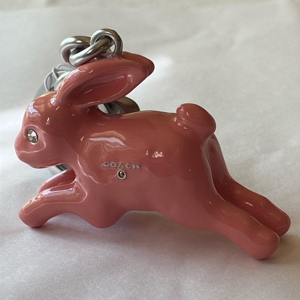 🐰🌸🐰Coach Silver and Pink Bunny Charm Key Chain 🐰🌸🐰  NWT 🐰🌸🐰 - Picture 3 of 16